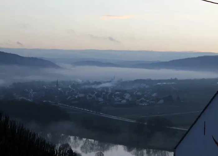 Holiday home Moselblick Mit Kostenfreien Oepnv-ticket Uerzig